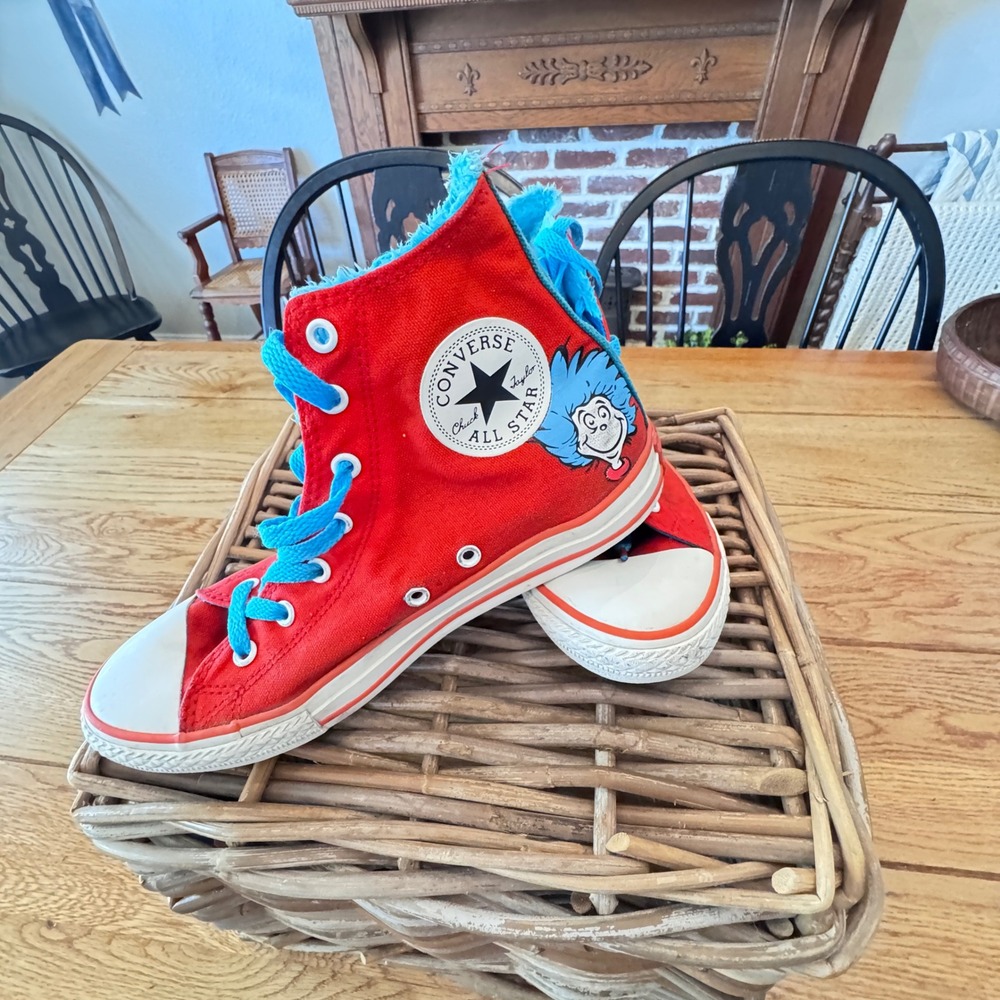 Converse Chuck Taylor Dr Seuss Thing 1 Thing 2 Red High Top Kids Shoes Size 5Y